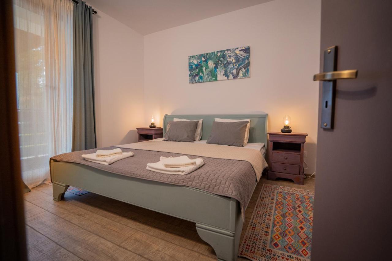 Family Treez Premium Apartments Brassópojána Kültér fotó