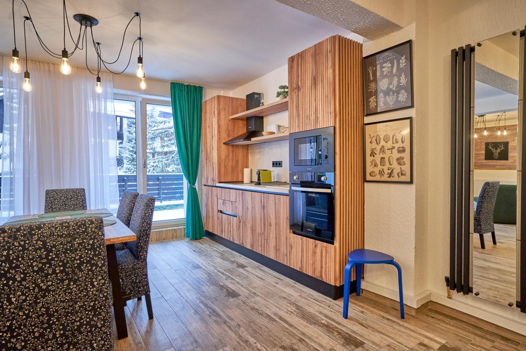 Family Treez Premium Apartments Brassópojána Kültér fotó